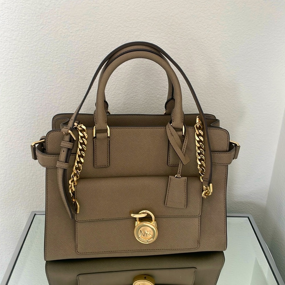 Michale Kors handbag